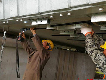 prestressed carbon fiber reinforced polymer laminate